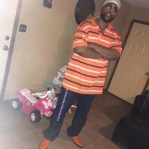 Meet your Posher, Lawrence